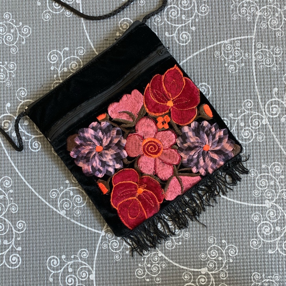 Vintage Floral Handbag (Velvet)